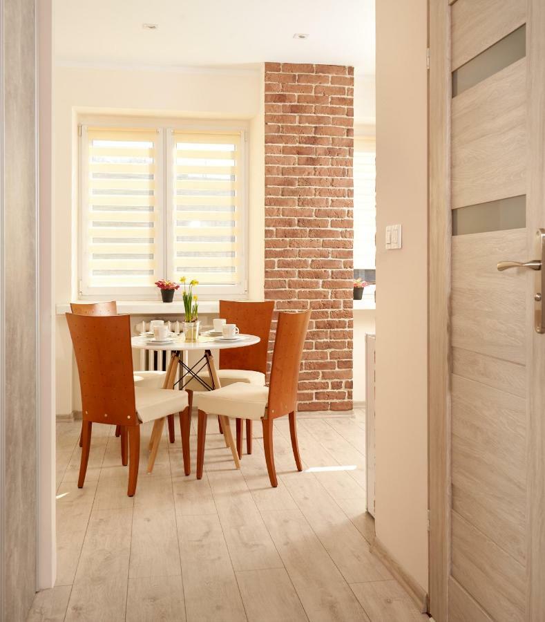 Apartament Winnica Centrum زيلونا غورا المظهر الخارجي الصورة