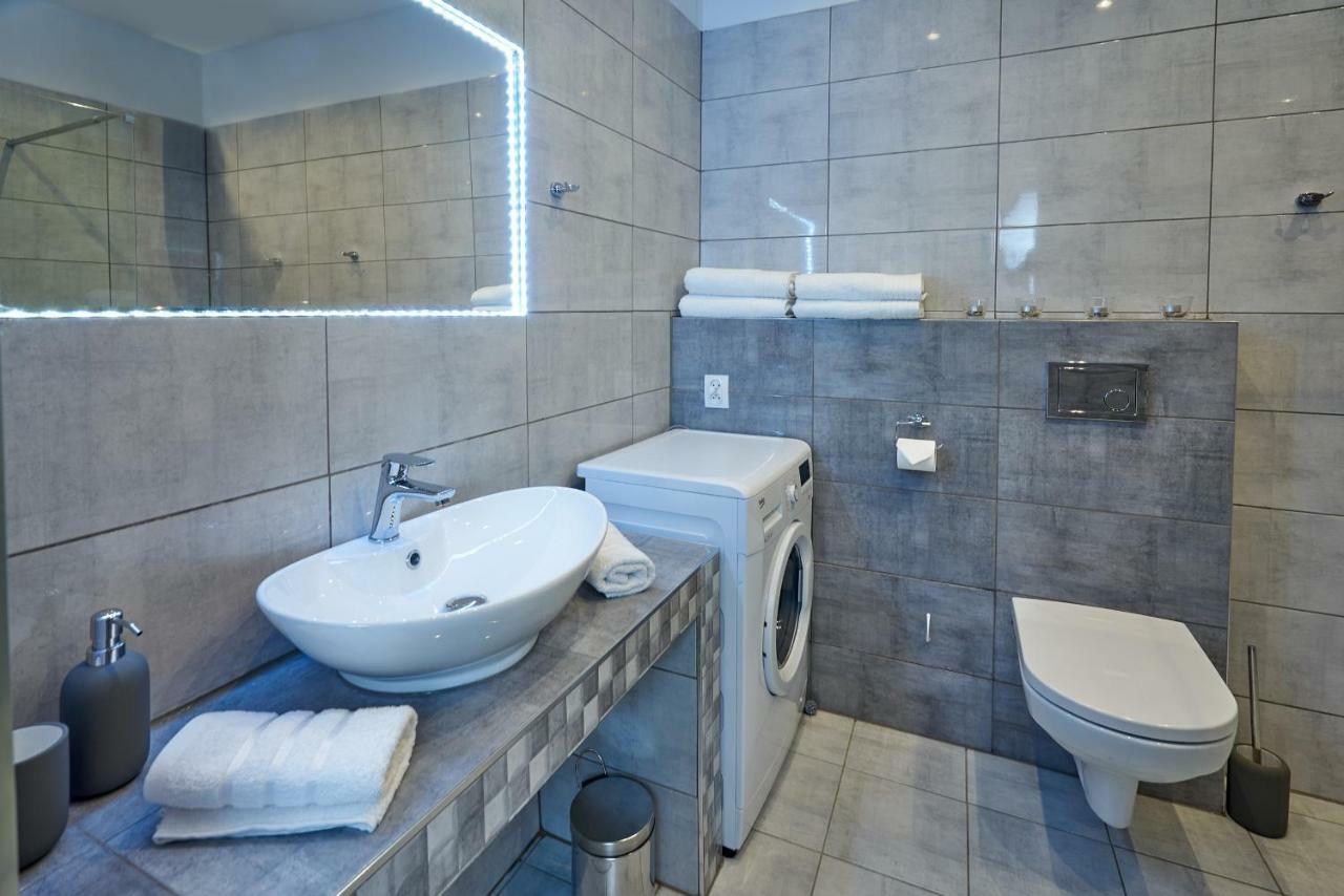 Apartament Winnica Centrum زيلونا غورا المظهر الخارجي الصورة